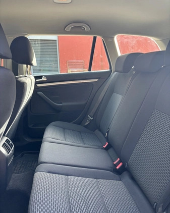 Volkswagen Golf cena 19700 przebieg: 250476, rok produkcji 2009 z Płock małe 529